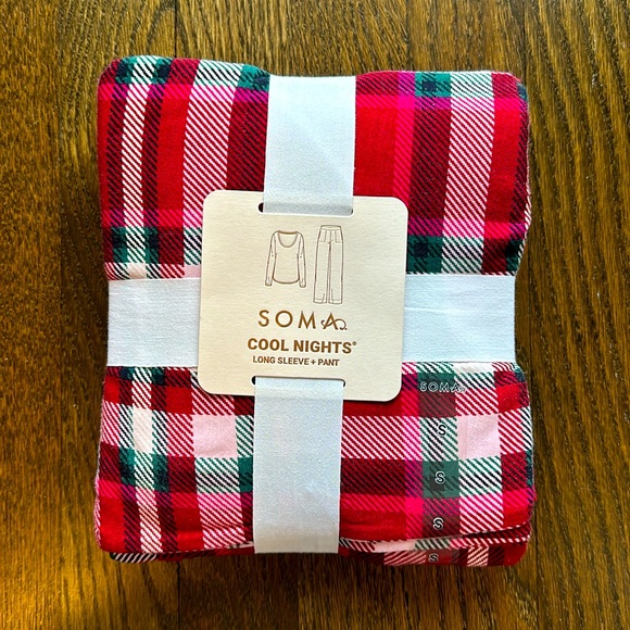 SOMA Cool Nights long sleeve pajama set - Picture 1 of 2